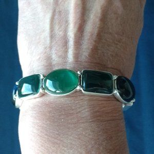 bracelet, blue green crystals in silver frame, elastic band